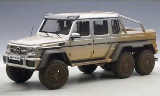 Modellautos Mercedes Classe G 1/18 AUTOart G63 AMG 6x6 silber 2013 mit Gebrauchsspuren Mercedes Classe G 1/18 AUTOart G63 AMG 6x6 silber 2013 mit Gebrauchsspuren modellautos