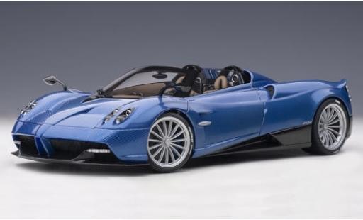 Modellautos Pagani Huayra 1/18 AUTOart Roadster blau/carbon 2017 y compris les Hardtop Pagani Huayra 1/18 AUTOart Roadster blau/carbon 2017 y compris les Hardtop modellautos