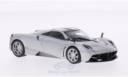 Pagani Huayra 1/43 AUTOart silber 2011 modellautos