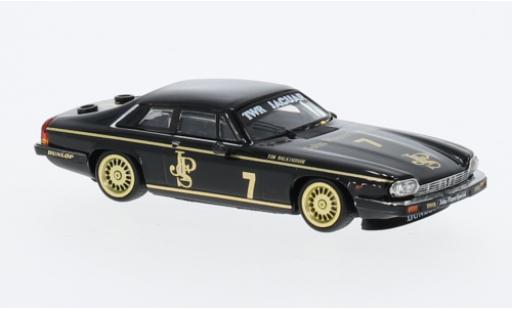 Modellautos Jaguar XJ 1/64 BM Creations -S V12 RHD No.7 TWR JPS Macau Guia Race 1984 Jaguar XJ 1/64 BM Creations -S V12 RHD No.7 TWR JPS Macau Guia Race 1984 modellautos