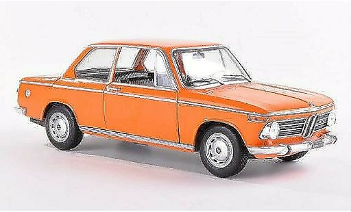 Bmw 1602 ti 1/24 WhiteBox orange 1968 modellautos