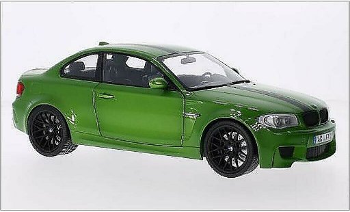 Bmw 1M coupe 1/18 Minichamps mettalic gr&Atilde;&frac14;n/Dekor 2011 E82 modellautos