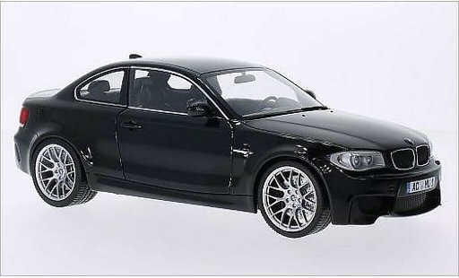 Bmw 1M coupe 1/18 Minichamps mettalic schwarz 2011 E82 modellautos