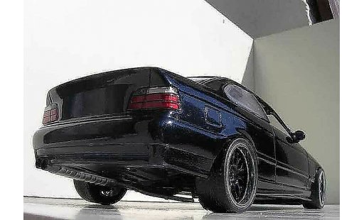 Bmw M3 coupe 1/18 Ut Models E36 dark blue modellautos