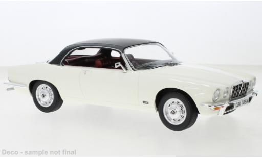 Modellautos Jaguar XJ 1/18 BoS Models 4.2C beige clair/noire 1974 Jaguar XJ 1/18 BoS Models 4.2C beige clair/noire 1974 modellautos