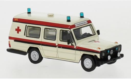Modellautos Mercedes Classe G 1/87 BoS Models G-classe Binz beige Ambulance 1985 Mercedes Classe G 1/87 BoS Models G-classe Binz beige Ambulance 1985 modellautos