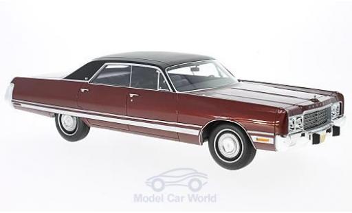 Modellautos Chrysler New Yorker 1/18 BoS Models Brougham mettalic rot/schwarz 1973 Chrysler New Yorker 1/18 BoS Models Brougham mettalic rot/schwarz 1973 modellautos