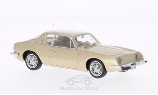 Modellautos Studebaker Avanti 1/43 BoS Models mettalic beige 1963 Studebaker Avanti 1/43 BoS Models mettalic beige 1963 modellautos