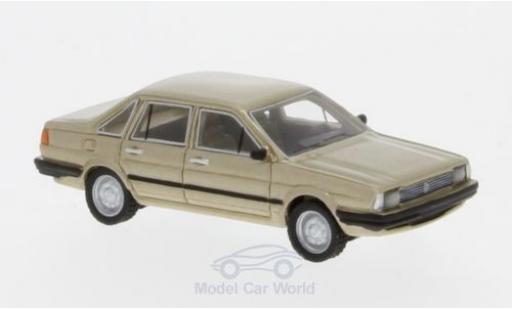 Volkswagen Santana 1/87 BoS Models mettalic beige 1982 modellautos