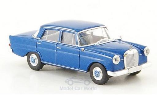 Modellautos Mercedes 190 E 1/87 Brekina c (W110) blau Mercedes 190 E 1/87 Brekina c (W110) blau modellautos