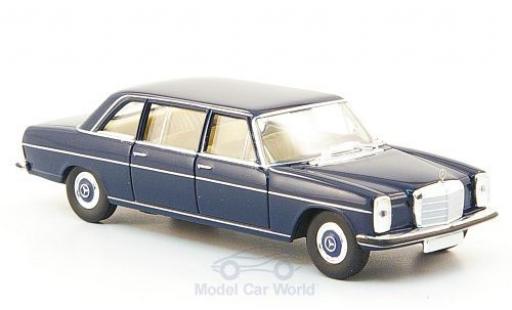 Modellautos Mercedes 220 1/87 Brekina D lang (W115) blau Mercedes 220 1/87 Brekina D lang (W115) blau modellautos