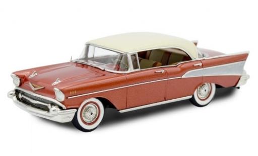 Modellautos Chevrolet Bel Air 1/43 Brooklin 4-door Hardtop mettalic kupfer/beige 1957 Chevrolet Bel Air 1/43 Brooklin 4-door Hardtop mettalic kupfer/beige 1957 modellautos