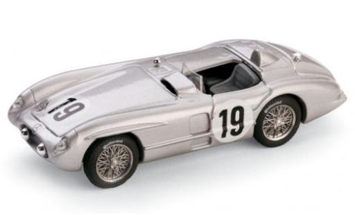 Modellautos Mercedes 300 1/43 Brumm SLR No.19 24h Le Mans 1955 Moss Collection J.M.Fangio/S.Moss Mercedes 300 1/43 Brumm SLR No.19 24h Le Mans 1955 Moss Collection J.M.Fangio/S.Moss modellautos