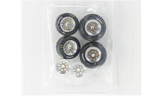 Ferrari 126 1/43 Brumm Set Reifen f&uuml;r CK 1980-81 2 Felgen f&uuml;r CK 1980 1:43 modellautos