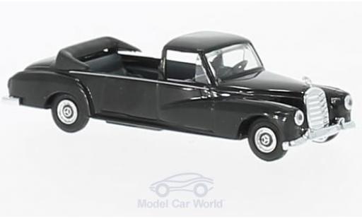 Modellautos Mercedes 300 SE 1/87 Busch schwarz 1962 Staatskarosse Mercedes 300 SE 1/87 Busch schwarz 1962 Staatskarosse modellautos