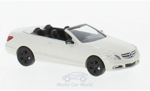 Modellautos Mercedes Classe E 1/87 Busch Cabriolet Sport (A 207) weiss 2010 Mercedes Classe E 1/87 Busch Cabriolet Sport (A 207) weiss 2010 modellautos