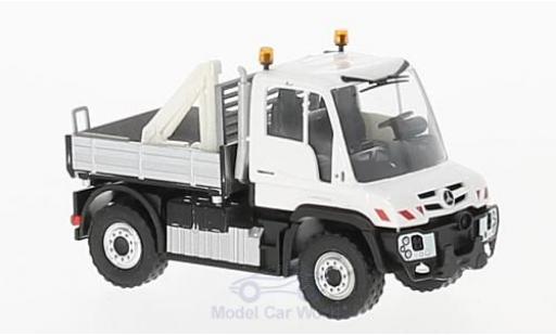 Modellautos Mercedes Unimog 1/87 Busch U 430 2013 mit Gitter und Kran Mercedes Unimog 1/87 Busch U 430 2013 mit Gitter und Kran modellautos