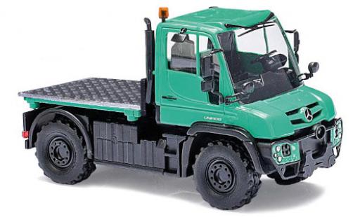 Modellautos Mercedes Unimog 1/87 Busch U430 grün 2013 avec flacher plateforme Mercedes Unimog 1/87 Busch U430 grün 2013 avec flacher plateforme modellautos