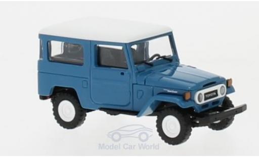 Modellautos Toyota Land Cruiser 1/87 Busch J4 blau/weiss Toyota Land Cruiser 1/87 Busch J4 blau/weiss modellautos