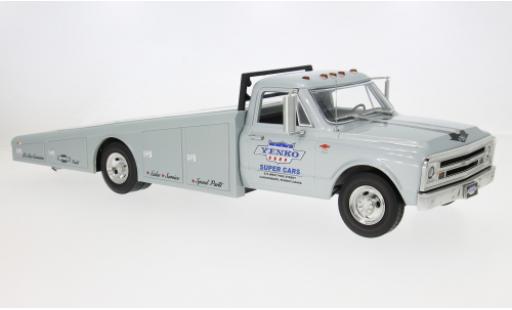 Chevrolet C-30 1/18 ACME Ramp Truck 1967 Yenko Super Cars 1:18