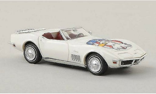 Chevrolet Corvette Convertible 1/87 Brekina C3 Cabrio American Eagle weiss mit Dekor auf Motorhaube modellautos
