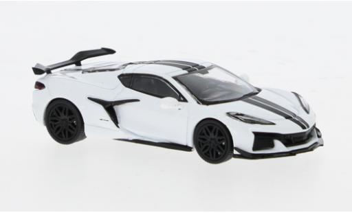 Chevrolet Corvette 1/64 Mini GT Z06 weiss 1:64 modellautos