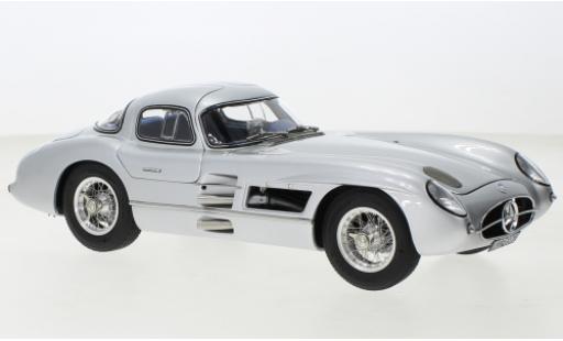 Modellautos Mercedes 300 1/18 CMC SLR Uhlenhaut Coupe 1955 Mercedes 300 1/18 CMC SLR Uhlenhaut Coupe 1955 modellautos