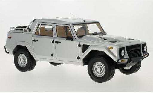 Modellautos Lamborghini LM 1/18 CMF 002 silber 1987 Lamborghini LM 1/18 CMF 002 silber 1987 modellautos