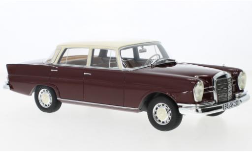 Mercedes 220 1/18 Cult Scale Models SE (W111) rot/beige 1959 modellautos