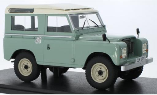 Land Rover 88 1/18 Cult Scale Models Series III gr&uuml;n RHD 1978 1:18 modellautos