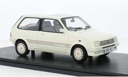 MG Metro 1/18 Cult Scale Models Turbo weiss RHD 1986 1:18 modellautos