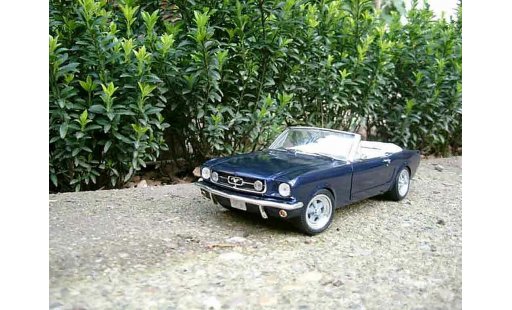 Ford Mustang Convertible 1/18 Jouef cabriolet blau modellautos