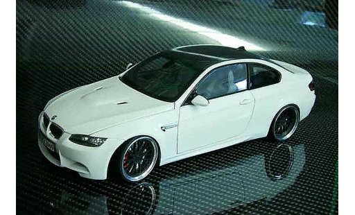 Bmw M3 coupe 1/18 Kyosho E92 alpine weiss carbone modellautos