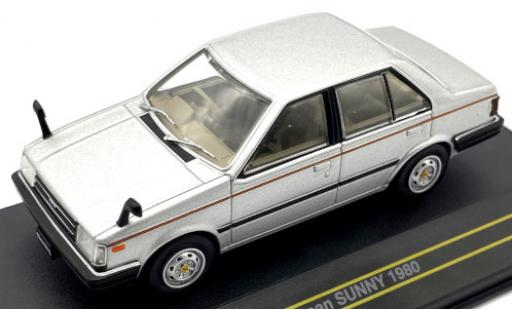 Nissan Sunny 1/43 First 43 Models silber/Dekor RHD 1980 modellautos
