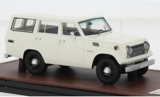 Modellautos Toyota Land Cruiser 1/43 GLM FJ55 weiss 1979 Toyota Land Cruiser 1/43 GLM FJ55 weiss 1979 modellautos