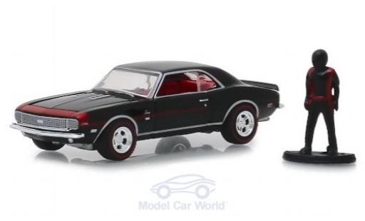 Chevrolet Camaro 1/64 Greenlight RS-SS schwarz 1968 mit Figur modellautos