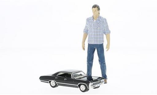 Chevrolet Impala 1/18 Greenlight Sport Sedan Supernatural avec Sam figurine in 1:18 modellautos