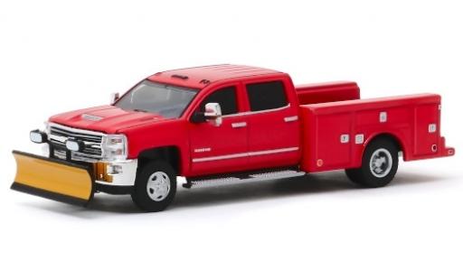 Chevrolet Silverado 1/64 Greenlight 3500HD rot 2018 avec Chasse-neige modellautos