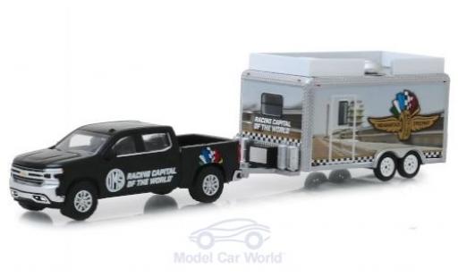 Modellautos Chevrolet Silverado 1/64 Greenlight Indianapolis Motor Speedway 2019 and Concession Trailer Chevrolet Silverado 1/64 Greenlight Indianapolis Motor Speedway 2019 and Concession Trailer modellautos