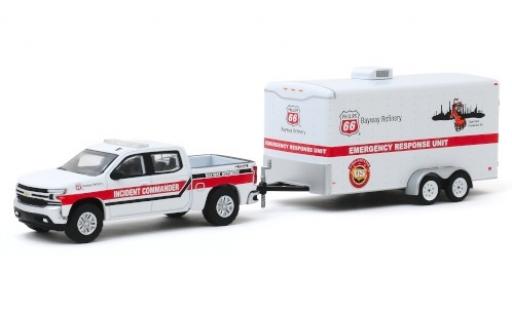 Modellautos Chevrolet Silverado 1/64 Greenlight Phillips 66 Emergency Response Unit 2019 avec Zweiachsanhänger Chevrolet Silverado 1/64 Greenlight Phillips 66 Emergency Response Unit 2019 avec Zweiachsanhänger modellautos