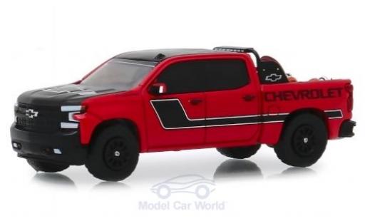 Chevrolet Silverado 1/64 Greenlight rot/Dekor California Highway Patrol 2019 modellautos
