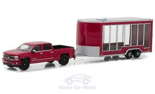 Chevrolet Silverado 1/64 Greenlight rot/silber 2016 mit Display Trailer modellautos