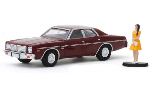 Dodge Coronet 1/64 Greenlight mettalic rot/matt-rot 1976 avec figurine modellautos