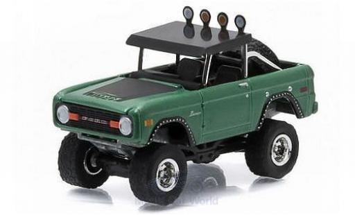 Modellautos Ford Bronco 1/64 Greenlight mettalic grün/matt-schwarz 1976 All Terrain Series 3 Ford Bronco 1/64 Greenlight mettalic grün/matt-schwarz 1976 All Terrain Series 3 modellautos