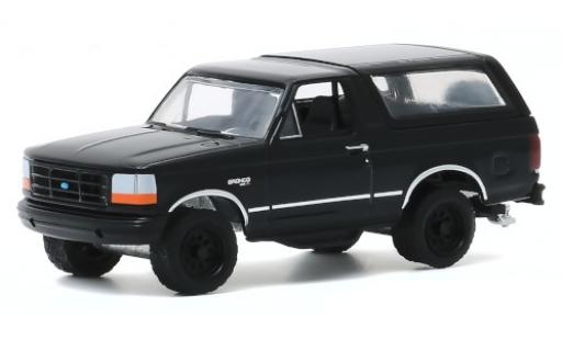 Modellautos Ford Bronco 1/64 Greenlight schwarz 1994 Ford Bronco 1/64 Greenlight schwarz 1994 modellautos