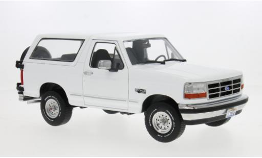 Modellautos Ford Bronco 1/18 Greenlight XLT weiss 1993 1:18 Ford Bronco 1/18 Greenlight XLT weiss 1993 1:18 modellautos
