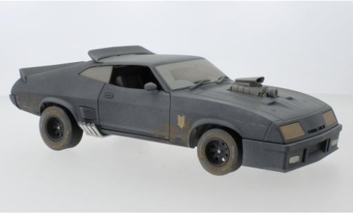 Modellautos Ford Falcon 1/18 Greenlight XB RHD Mad Max - Last of the V8 Interceptors 1973 avec Verwitterungseffekt Ford Falcon 1/18 Greenlight XB RHD Mad Max - Last of the V8 Interceptors 1973 avec Verwitterungseffekt modellautos