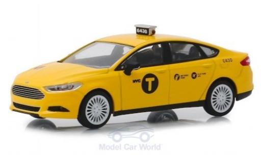 Ford Fusion 1/43 Greenlight NYC Taxi 2013 modellautos