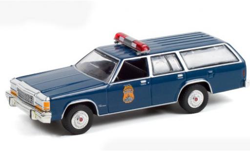 Modellautos Ford LTD 1/64 Greenlight Crown Victoria Wagon blau/Dekor Indianapolis Police Department 1984 Ford LTD 1/64 Greenlight Crown Victoria Wagon blau/Dekor Indianapolis Police Department 1984 modellautos