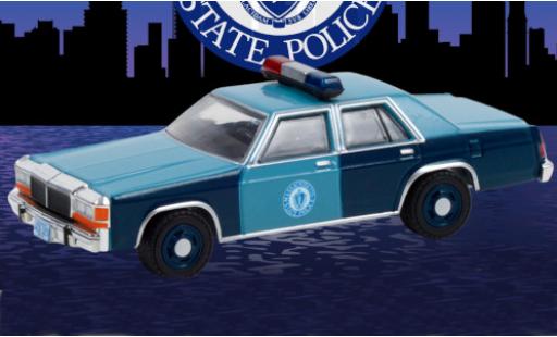 Modellautos Ford LTD 1/64 Greenlight S Massachusetts State Police 1984 Ford LTD 1/64 Greenlight S Massachusetts State Police 1984 modellautos